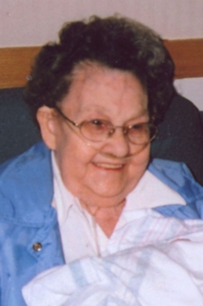 Evelyn  M. Himmelhaver