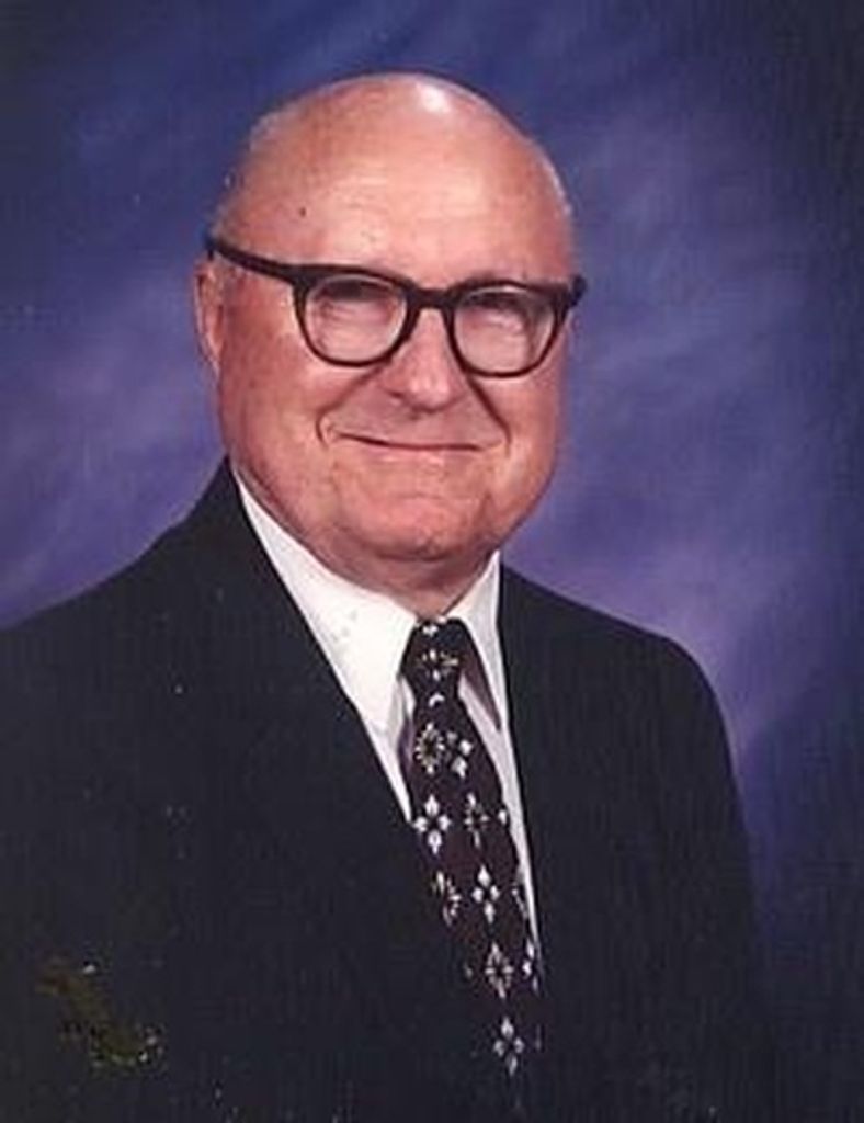 Lavoyia L. Moore