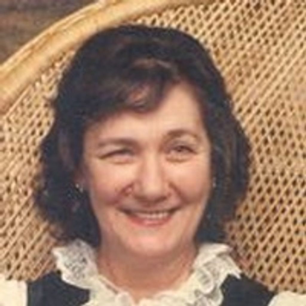 Margaret "Margie" M Vanderlinden