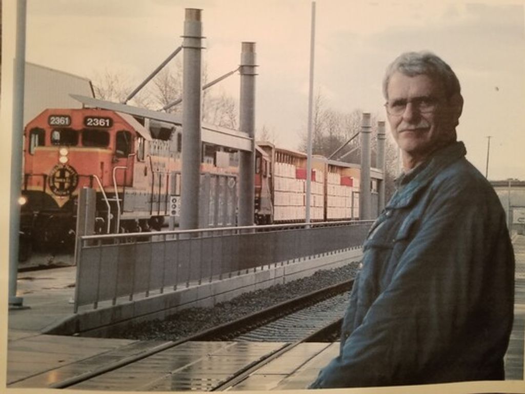 Daniel Harry Gould Profile Photo