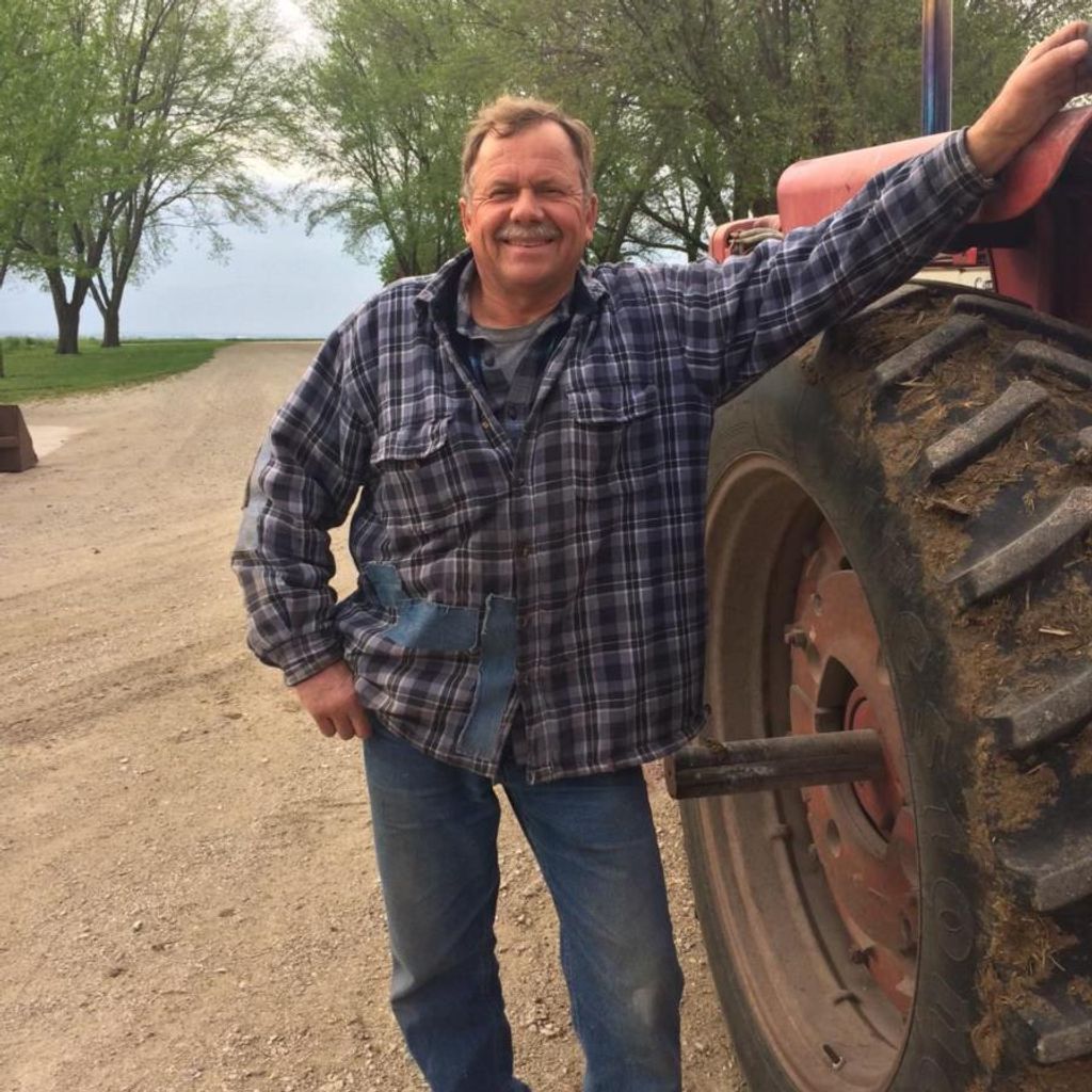 Charles "Chuck" Wayne Frieders Profile Photo