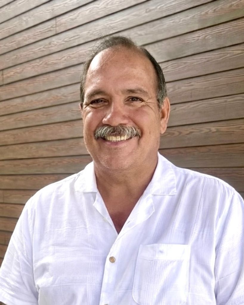 Justo Emilio González