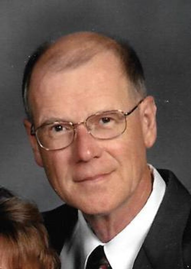 Robert Gage Profile Photo