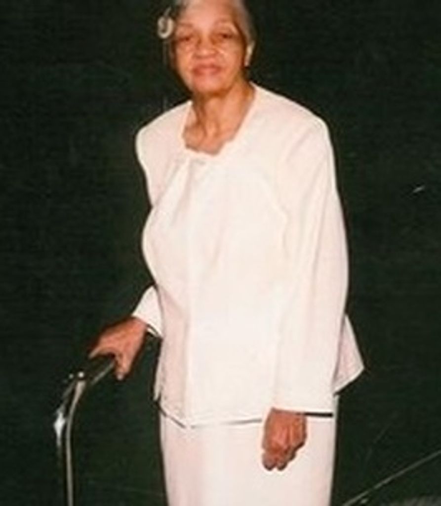 Clara Thompson