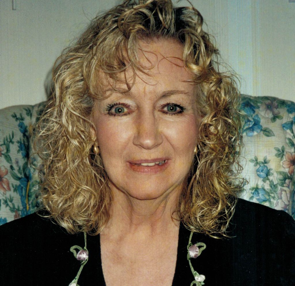 Phyllis Hull Weeks