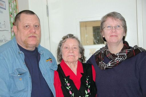 Beatrice Smith photo gallery thumbnail 6 of 91