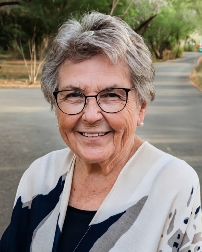 Carlota "Charlie" Antonieta Flores Profile Photo