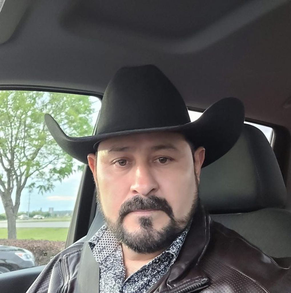 Miguel Angel Vazquez Limon Profile Photo