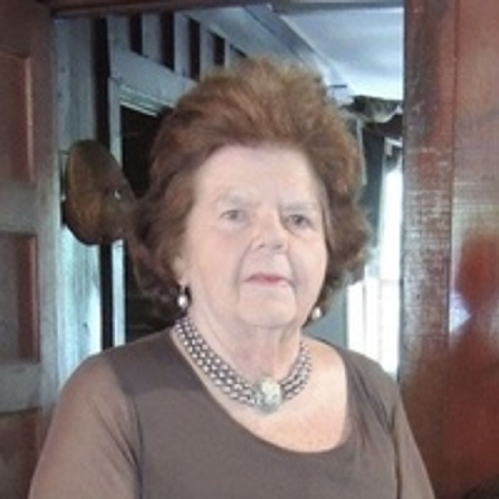 Carolyn Jean Torlay