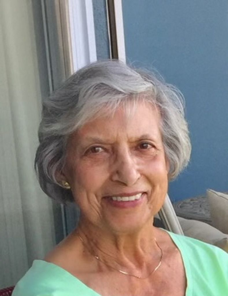 Rosemarie Caroselli Profile Photo