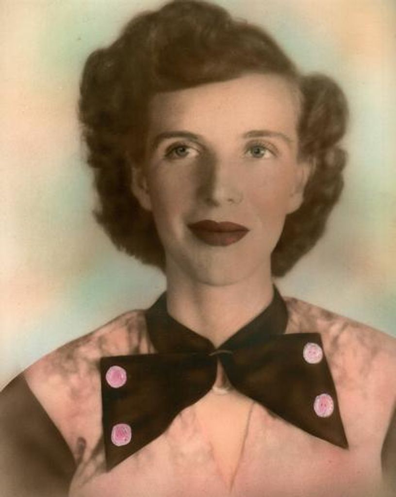 Vera Russell Grooms Profile Photo