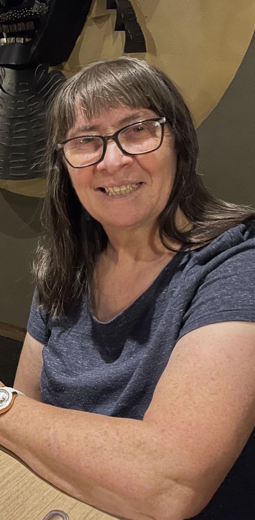 Rowena Fern Cavell Saunders Profile Photo
