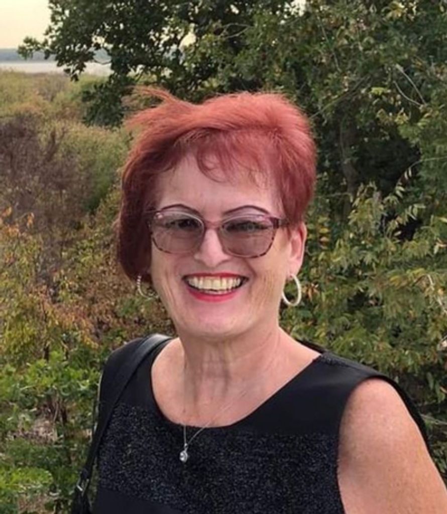 Karen Van Heiningen Kess Profile Photo