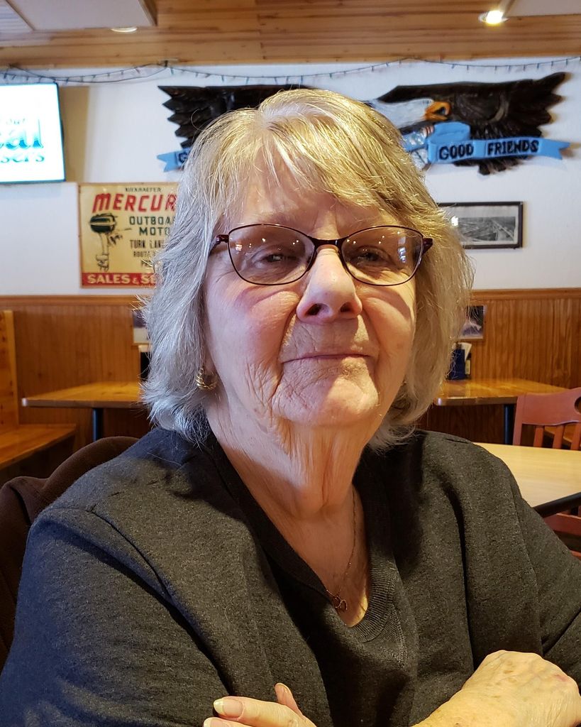 Julie Anne Johnson Profile Photo