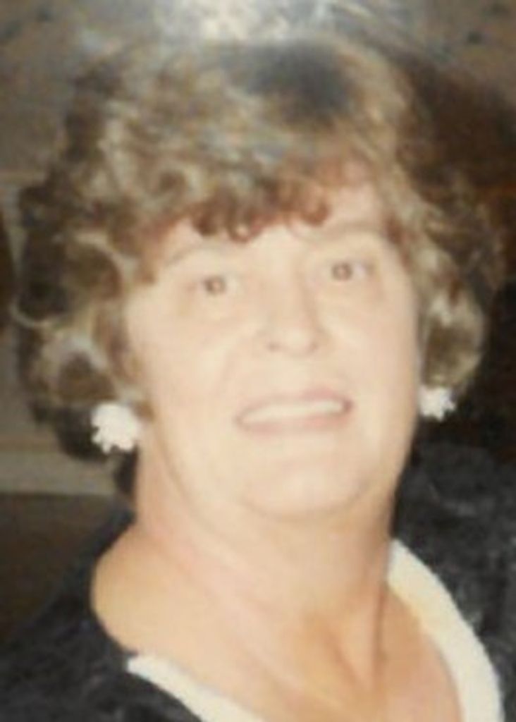 Christina Labut Profile Photo