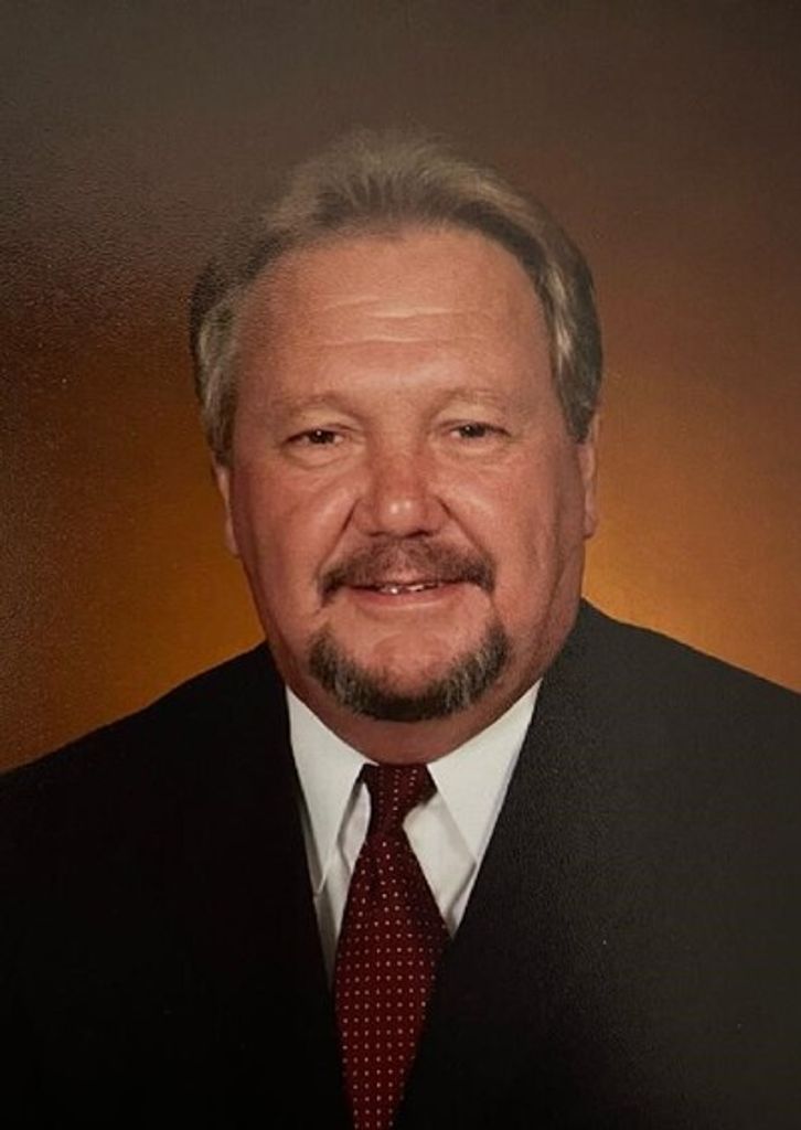 Joe Watts Profile Photo