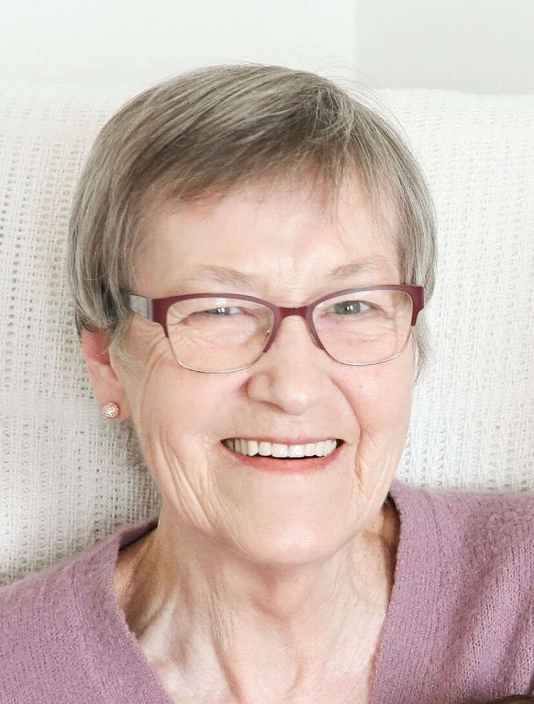 Elisabeth Ward Profile Photo