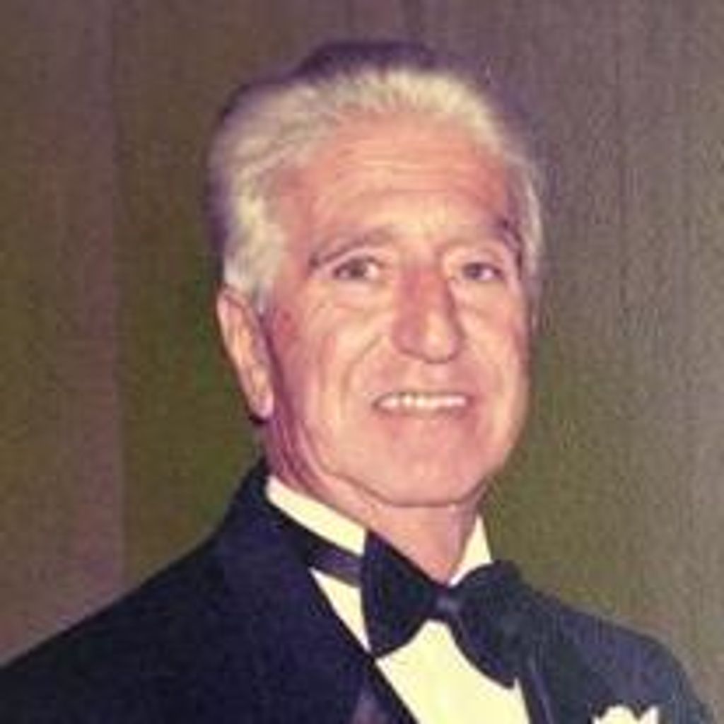 Gaetano "Tom" Scaccianoce