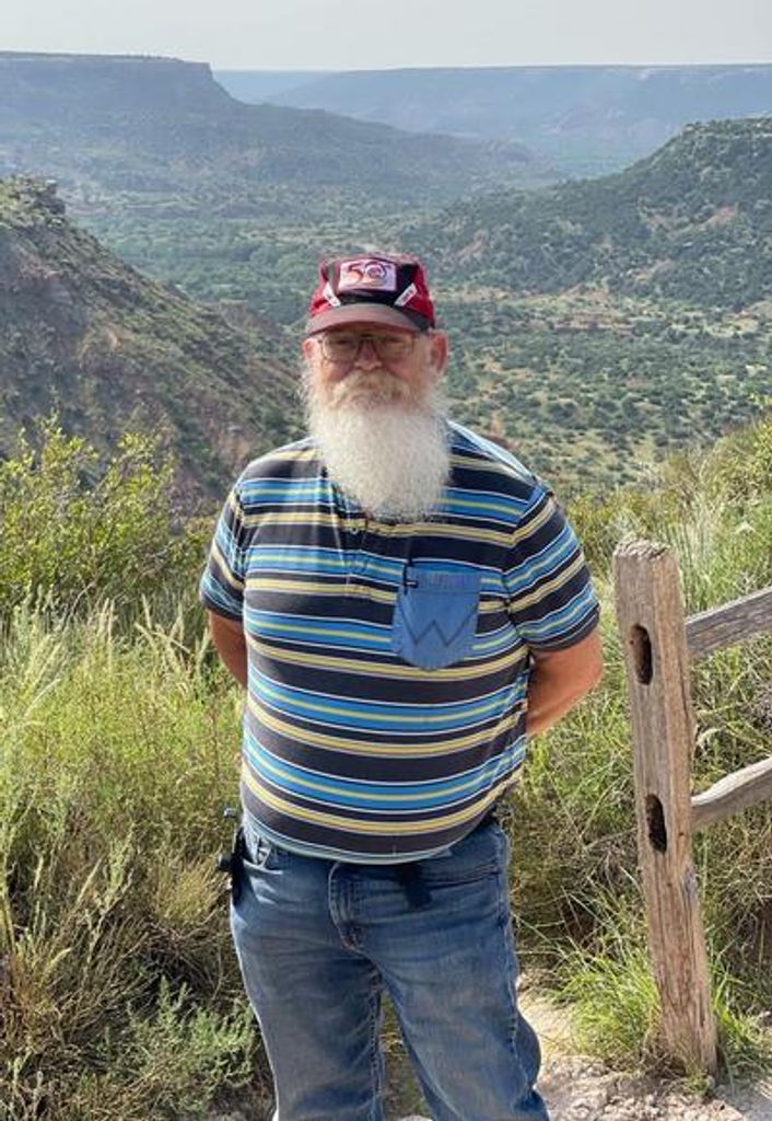 Gordon Eugene Daniell Profile Photo