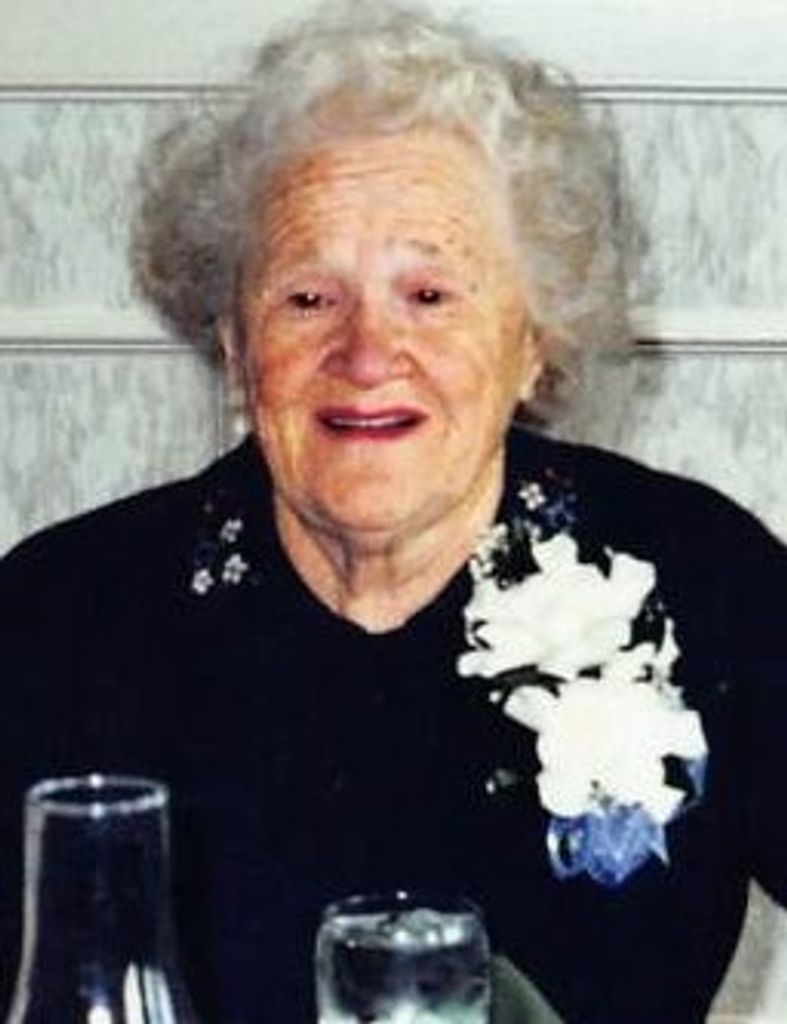 Hedwig "Edna" K. (Janicki)  Kobierski Profile Photo