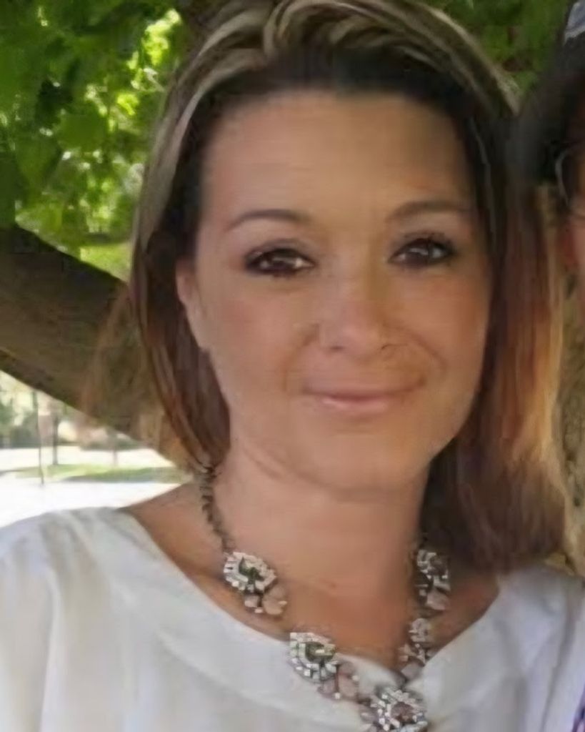 Ashley Lorenza Villa