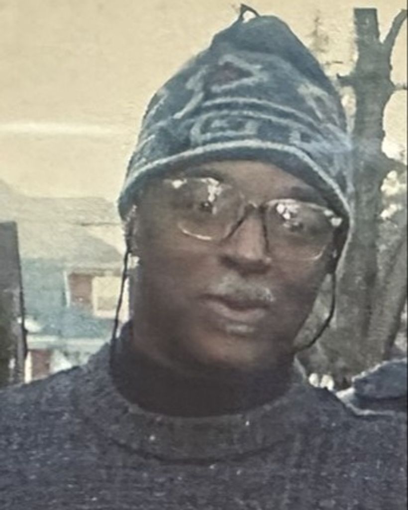 Lorenzo B Williams