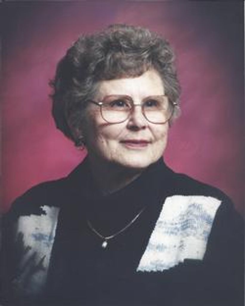 Mernadine Castle Profile Photo