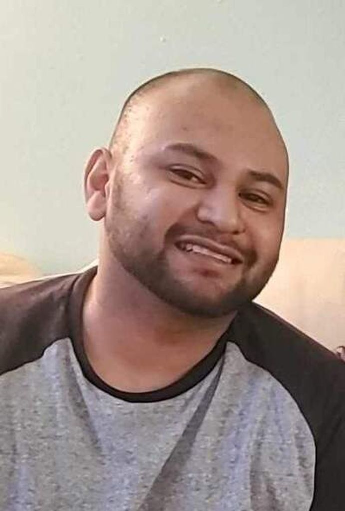 Camerino Melchor, Jr. Profile Photo