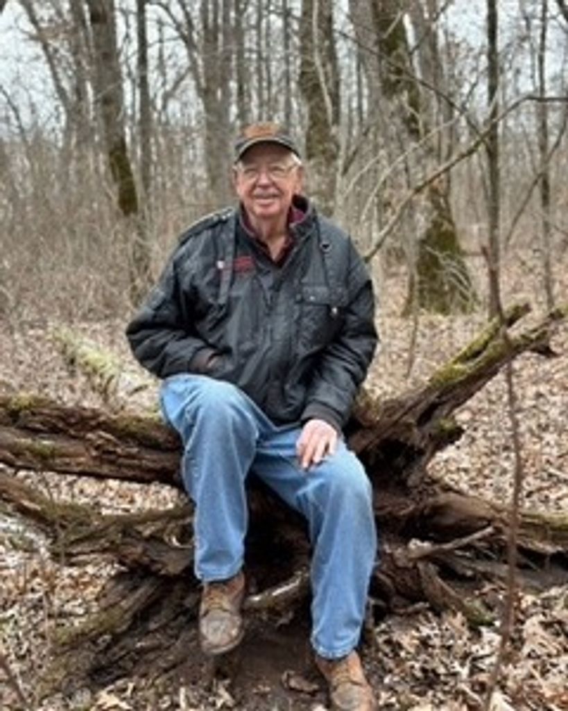 Francis R Hynek