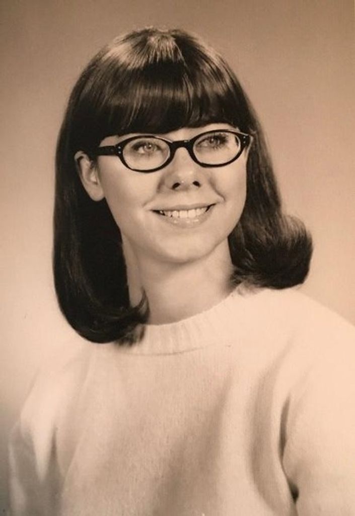 Laurie Anne Lunn Profile Photo