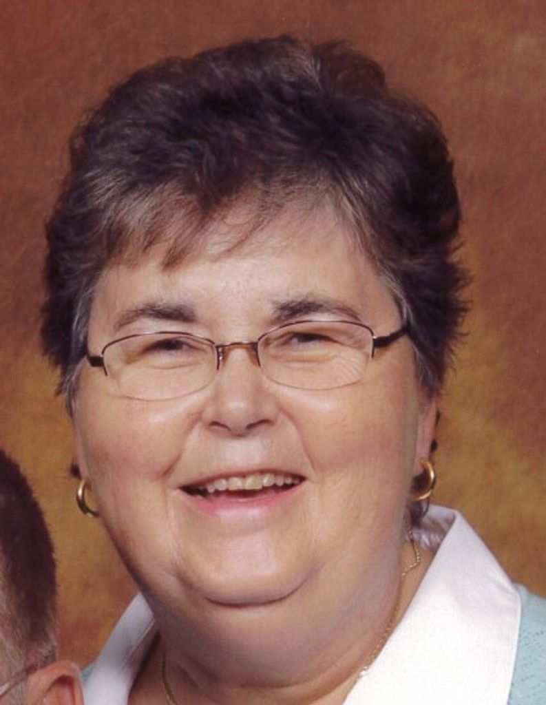 Evelyn "Evie" M. (Hottenstein)  Houck