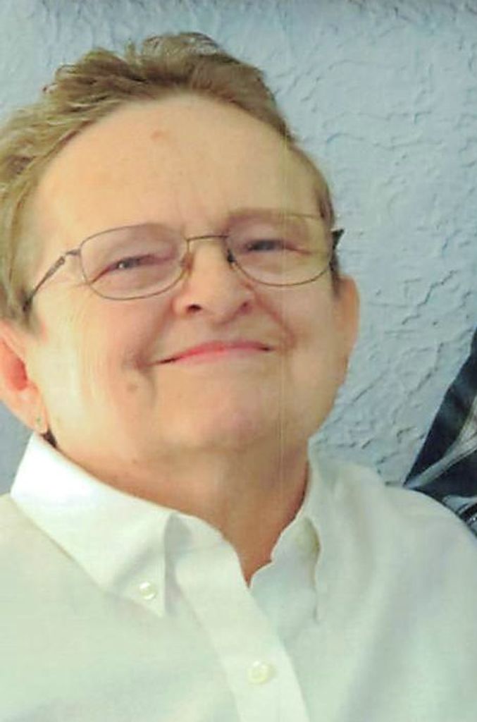 Ruth Davis Profile Photo