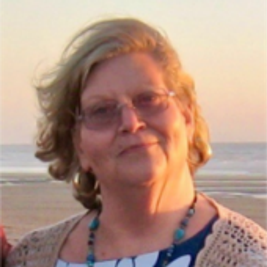 Evelyn (Lynne) June Hollister