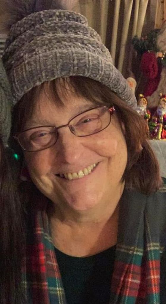 Roxanne Daudelin Hodgdon