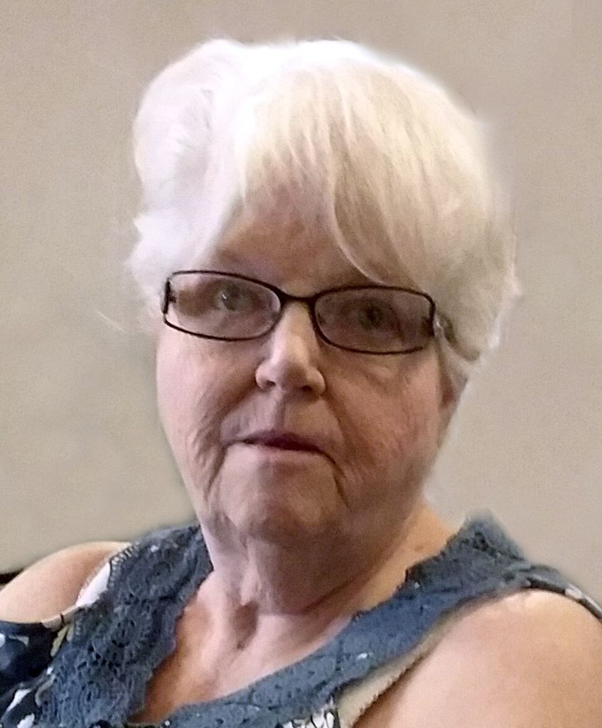 Carolyn Lee Uhlir