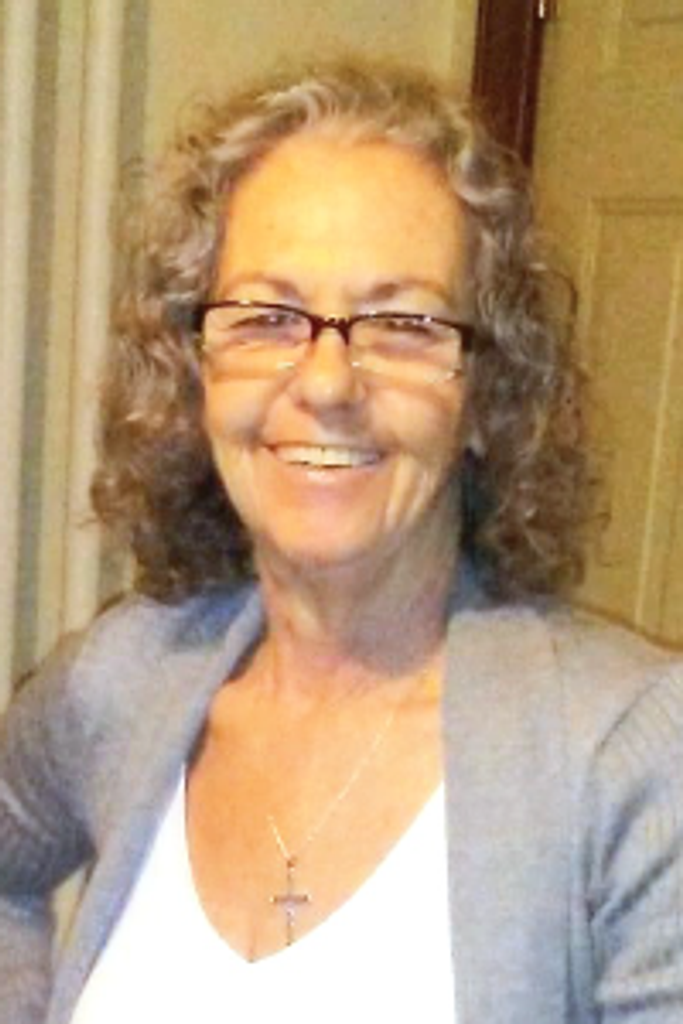 Donna Medeiros Profile Photo