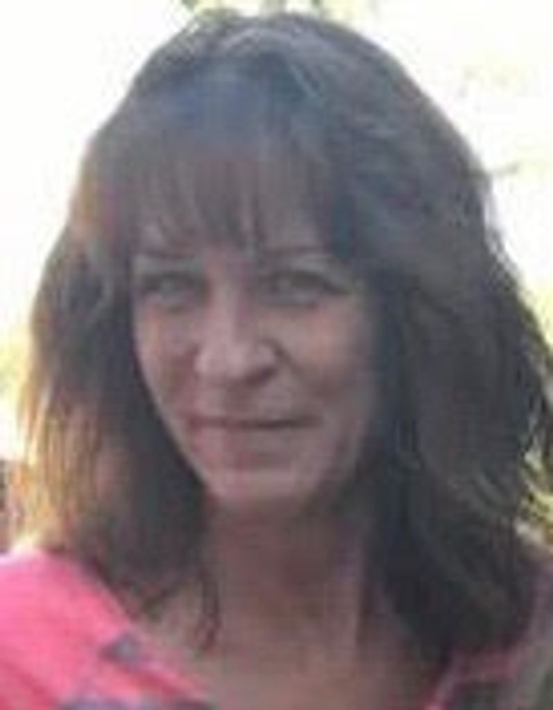 Tari Lynn Hoefft