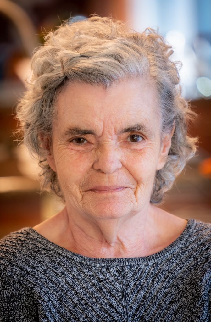Donna Bourget Profile Photo