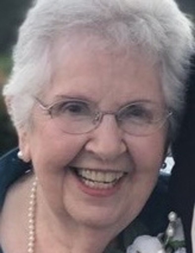 Ms. Mary  Elizabeth "Betty" Freeman Hill 