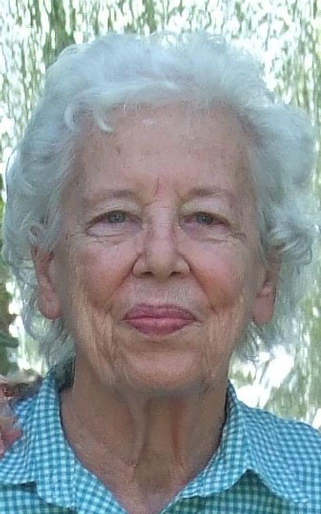 Hoelscher, Juanita Mae