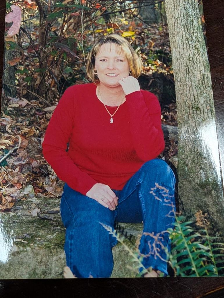 Deborah Burgess Crawford Profile Photo