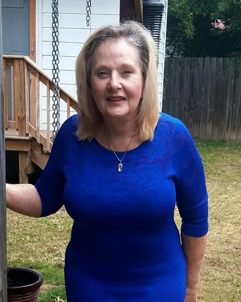 Charlotte "Sandy" Sandra Smith