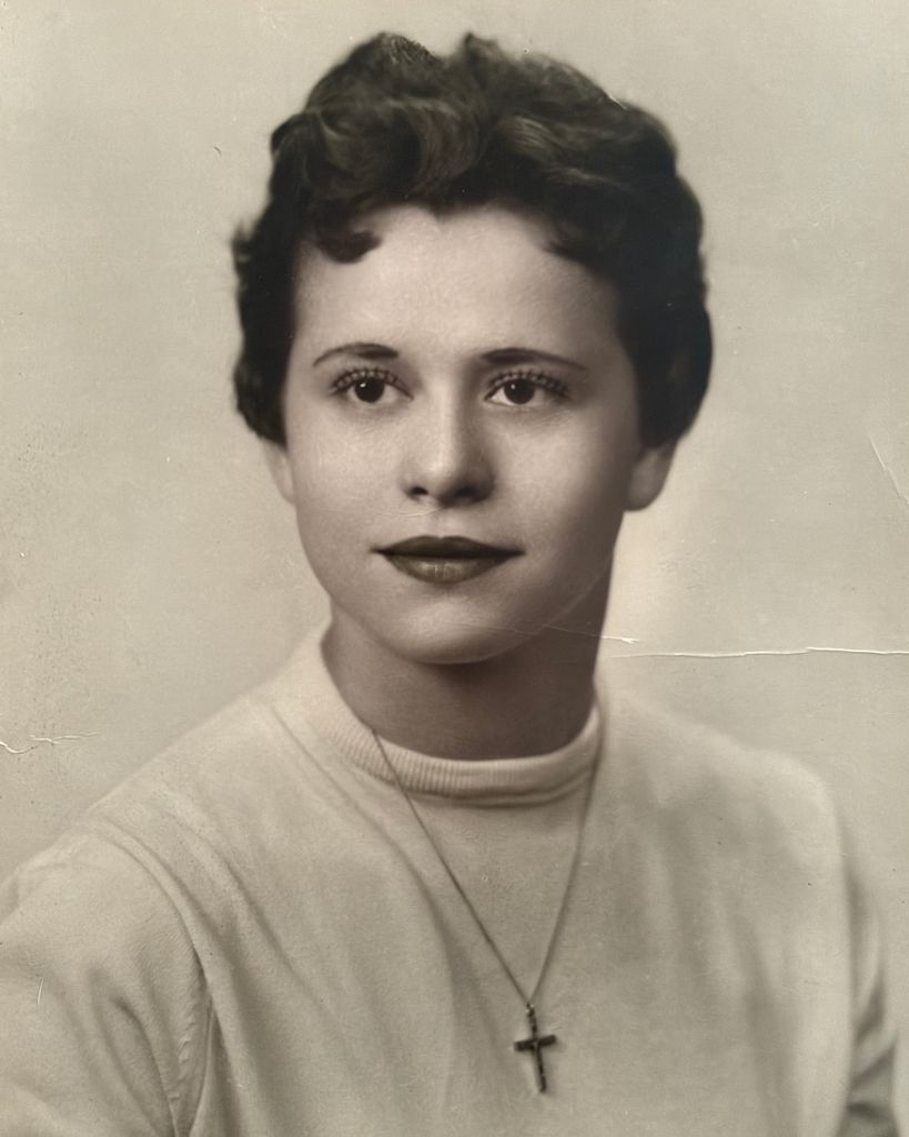 Joanne Salomon (nee Lewandowski)