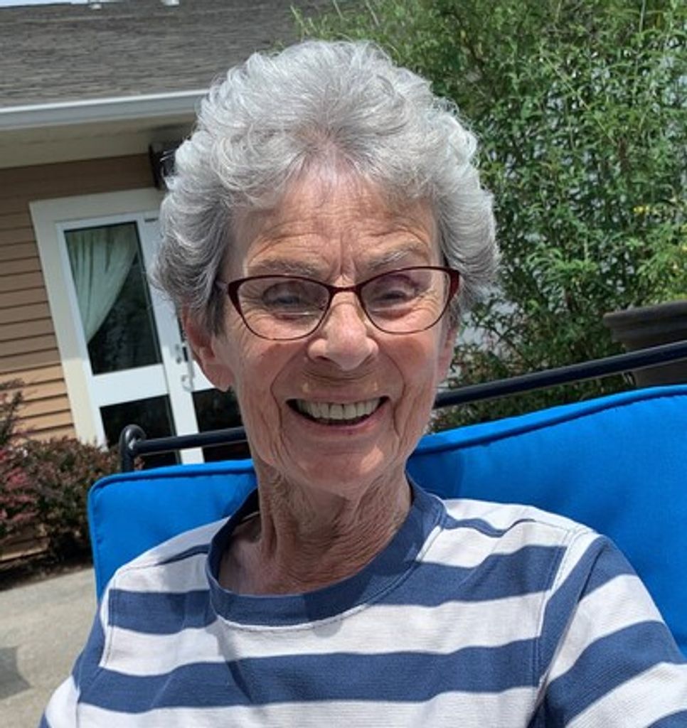 Theresa E. Robichaud Profile Photo