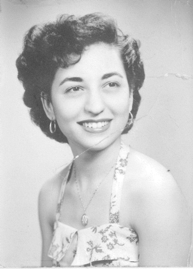Bertha Esparza Profile Photo