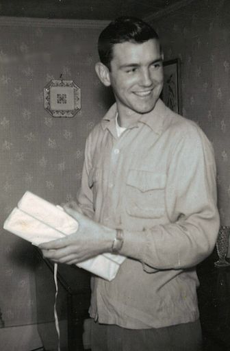 Tom D. East photo gallery thumbnail 3 of 183