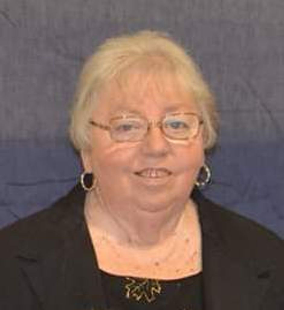 Mary Ellen Grinolds Profile Photo