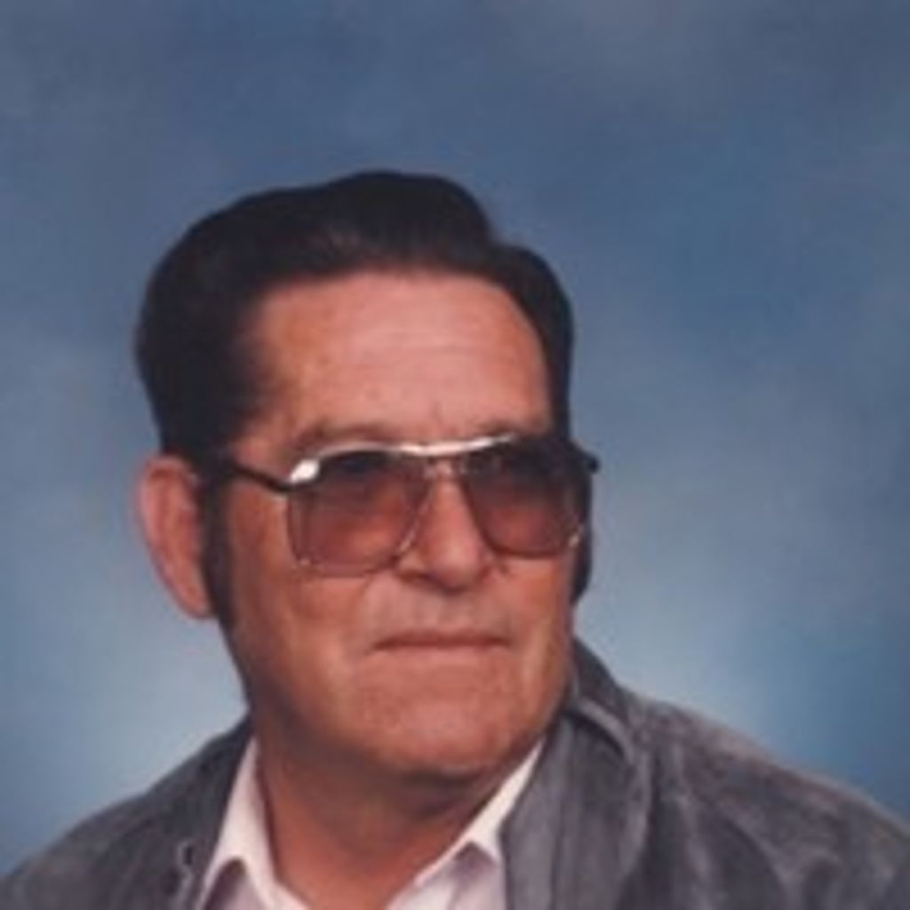 Robert Earl "Bob" "Papa" Riley