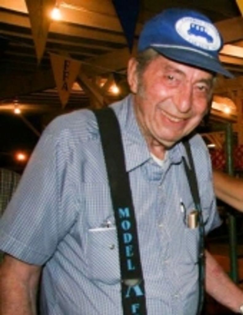 Carl Leland Huston Profile Photo