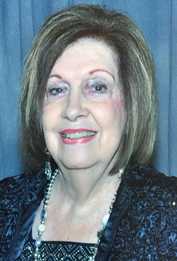 Nina Dell Smith O'Quinn